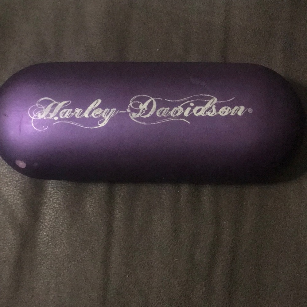 Eye glass case